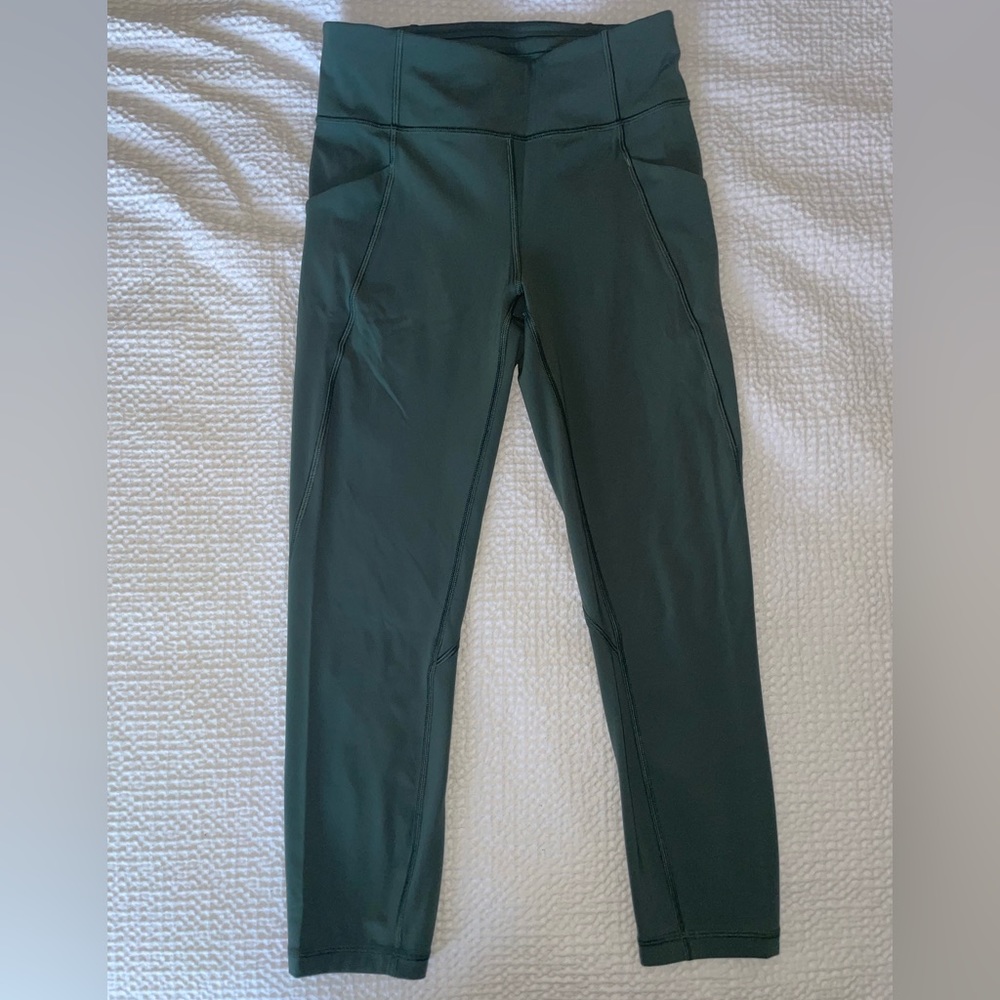 Lululemon Time to Sweat Crop 23” Size 6 Legging